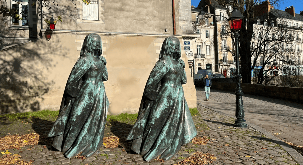 Statue Anne de Bretagne (doublon)